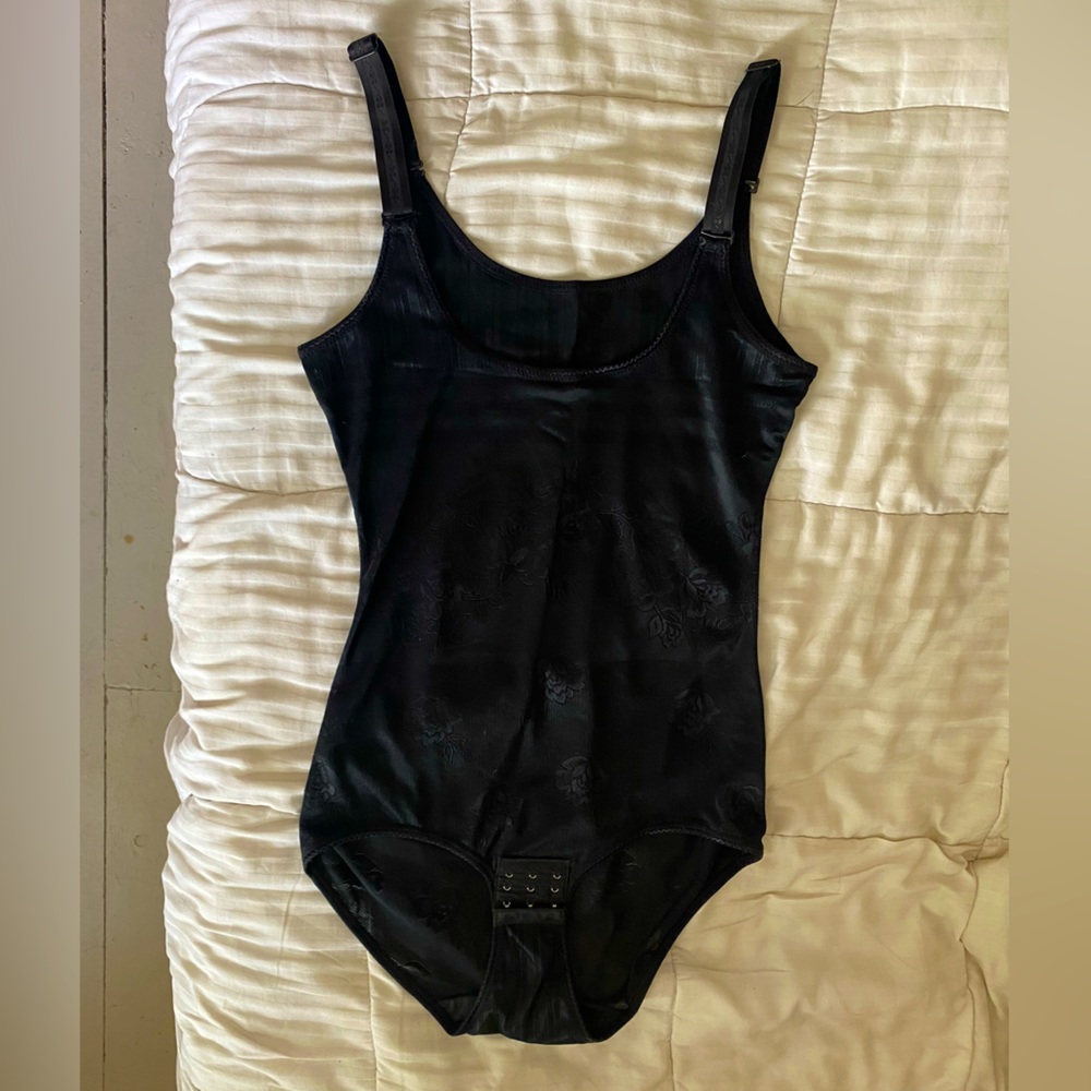 ❌SOLD❌  Shapewear bodysuit